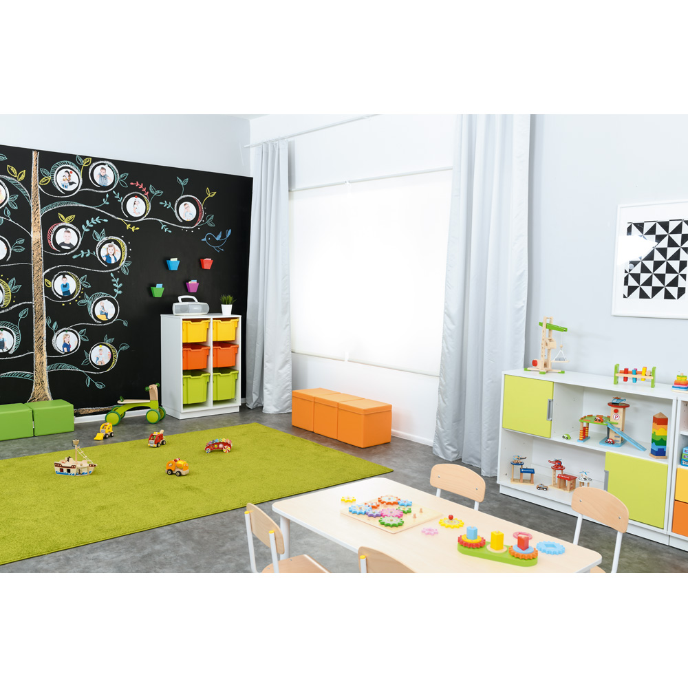Quadro - skrinka M+ na plastové úložné boxy, s predelom, biela