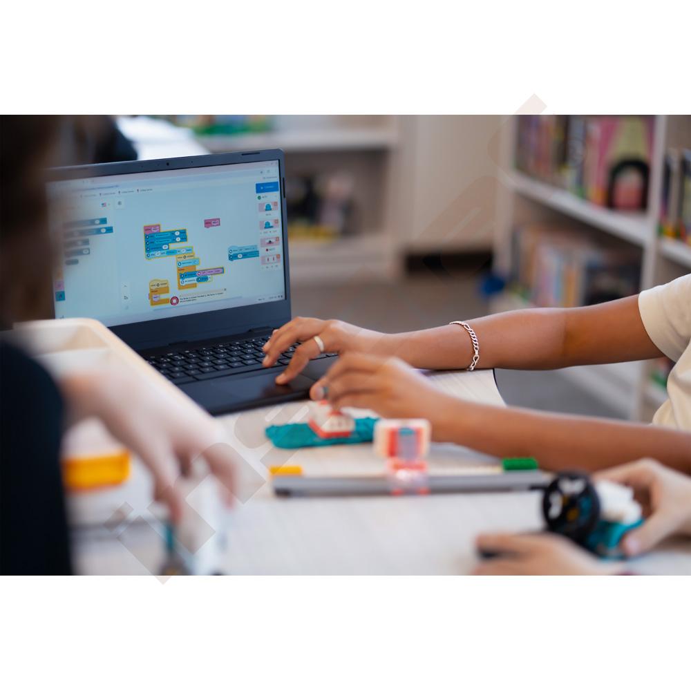 LEGO® Education Informatika a AI 11+