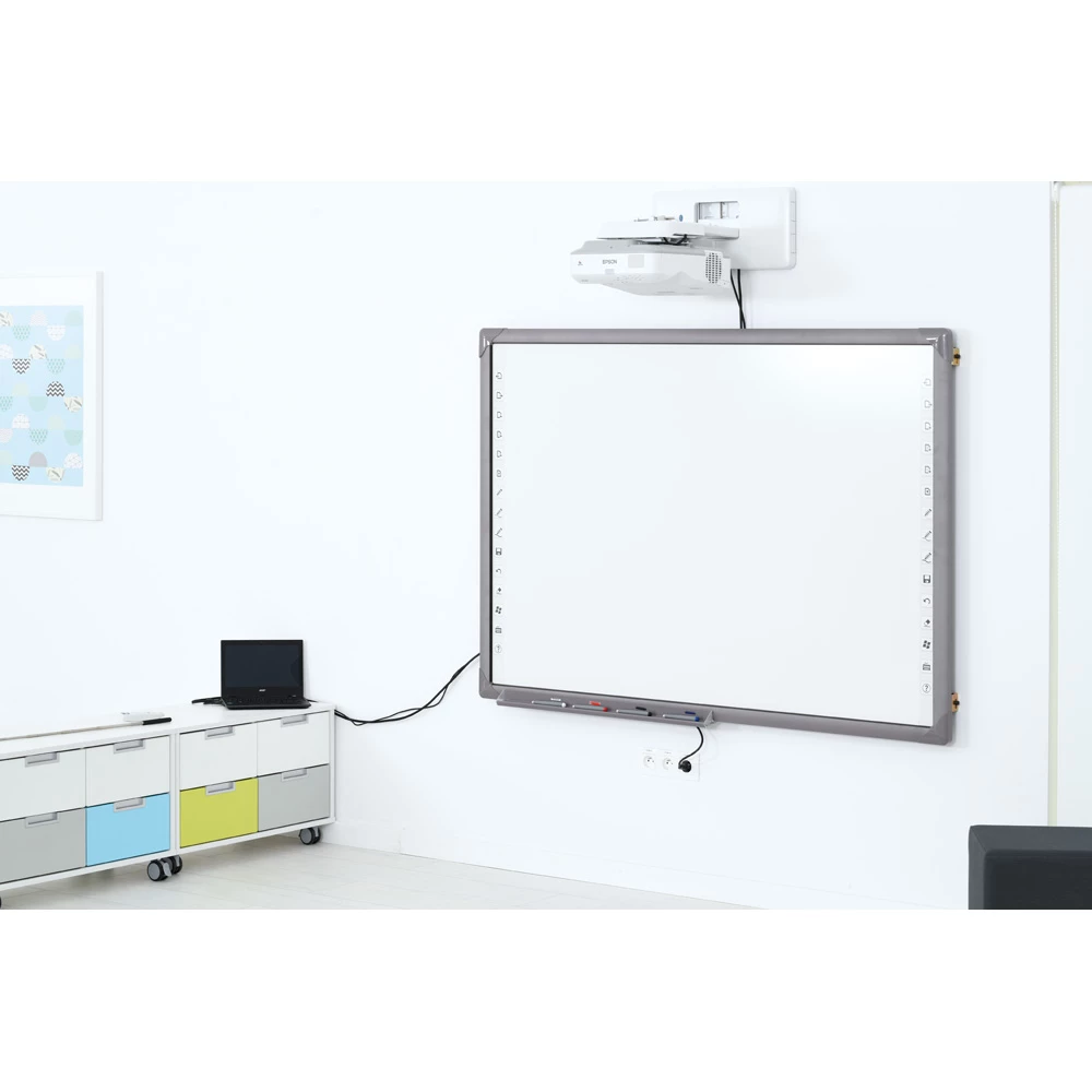 Projektory, wizualizery i akcesoria