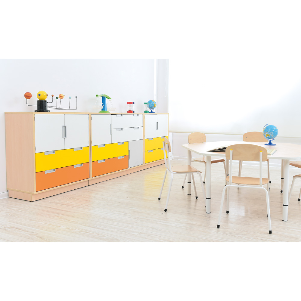 Quadro - zostava 4, 90 st., tiché zatváranie, korpus javor