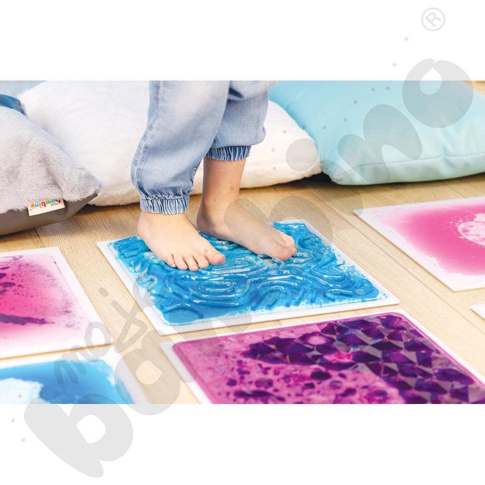 Fakturowe panele podłogowe