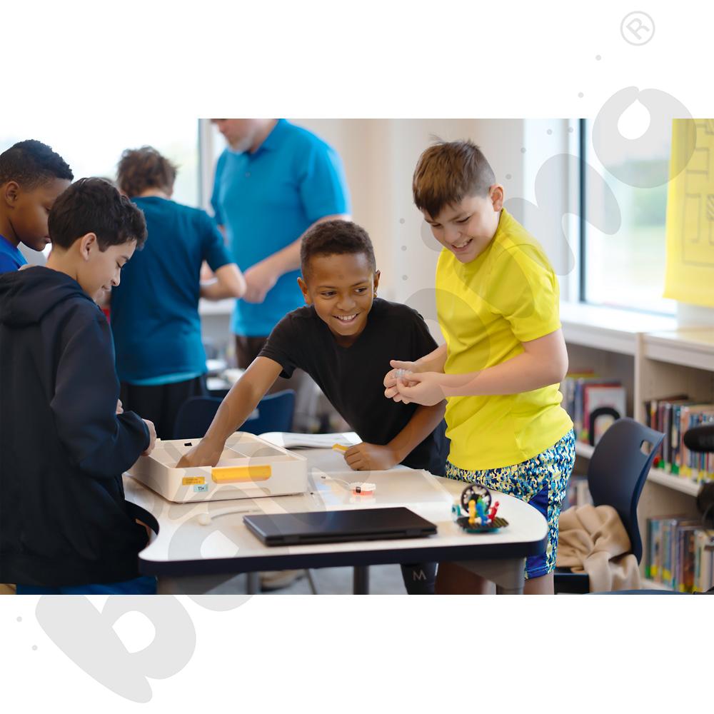 LEGO® Education Informatyka i AI 11+
