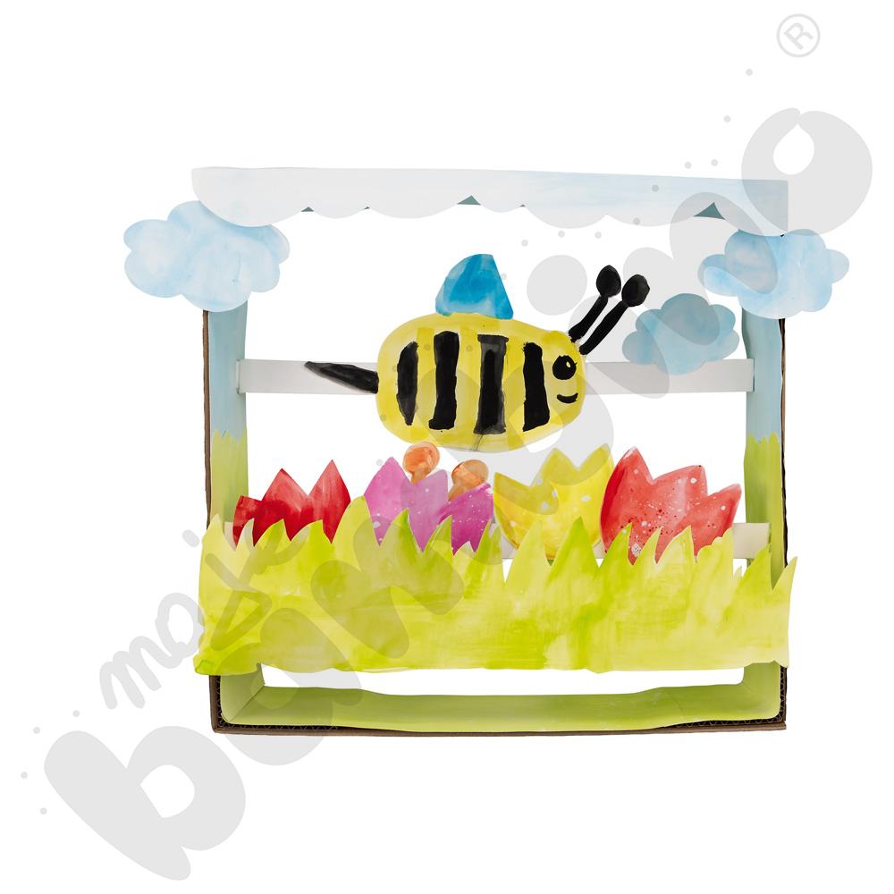 Przestrzenny teatrzy "Pszczoła na łące"