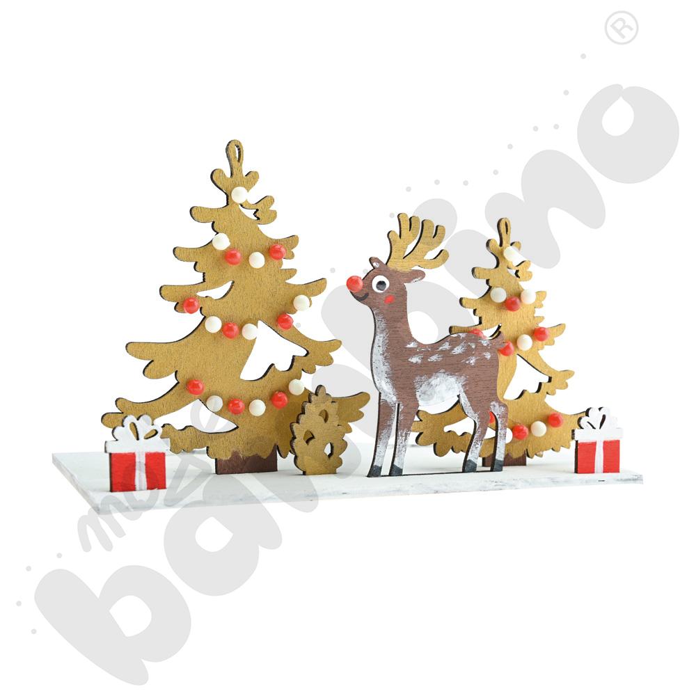 Drewniany świecznik z reniferem