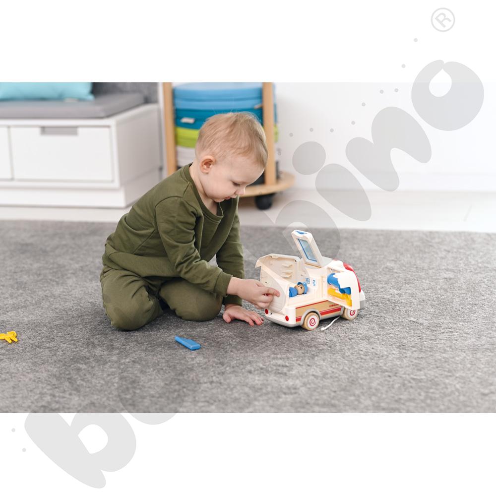 Drewniany ambulans z dźwiękiem i światłami