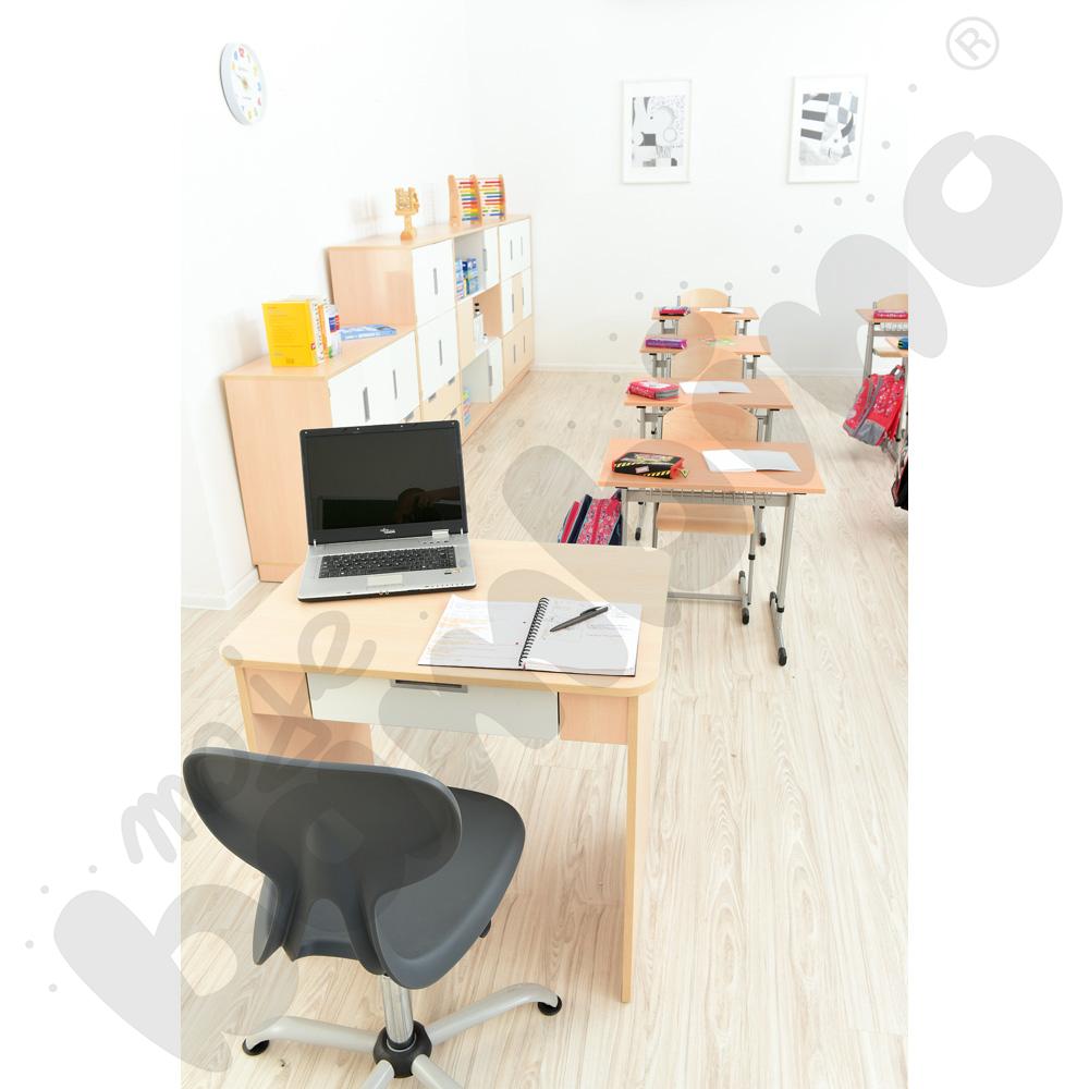 Quadro - biurko z szeroką szufladą - białe, skrzynia klon jasny