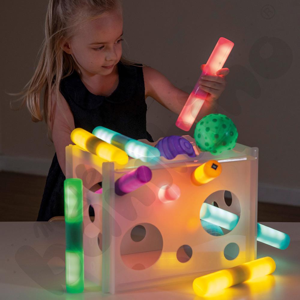 Świetlne sensoryczne konstrukcje