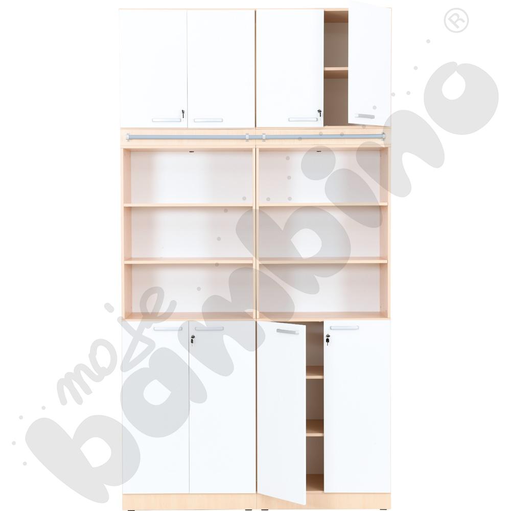 Grande - Wysoki regał z modułem do mocowania drabiny 43 - klonowo-biały