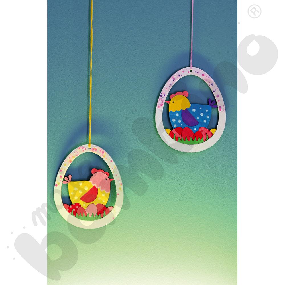 Drewniane zawieszki wielkanocne z kurą