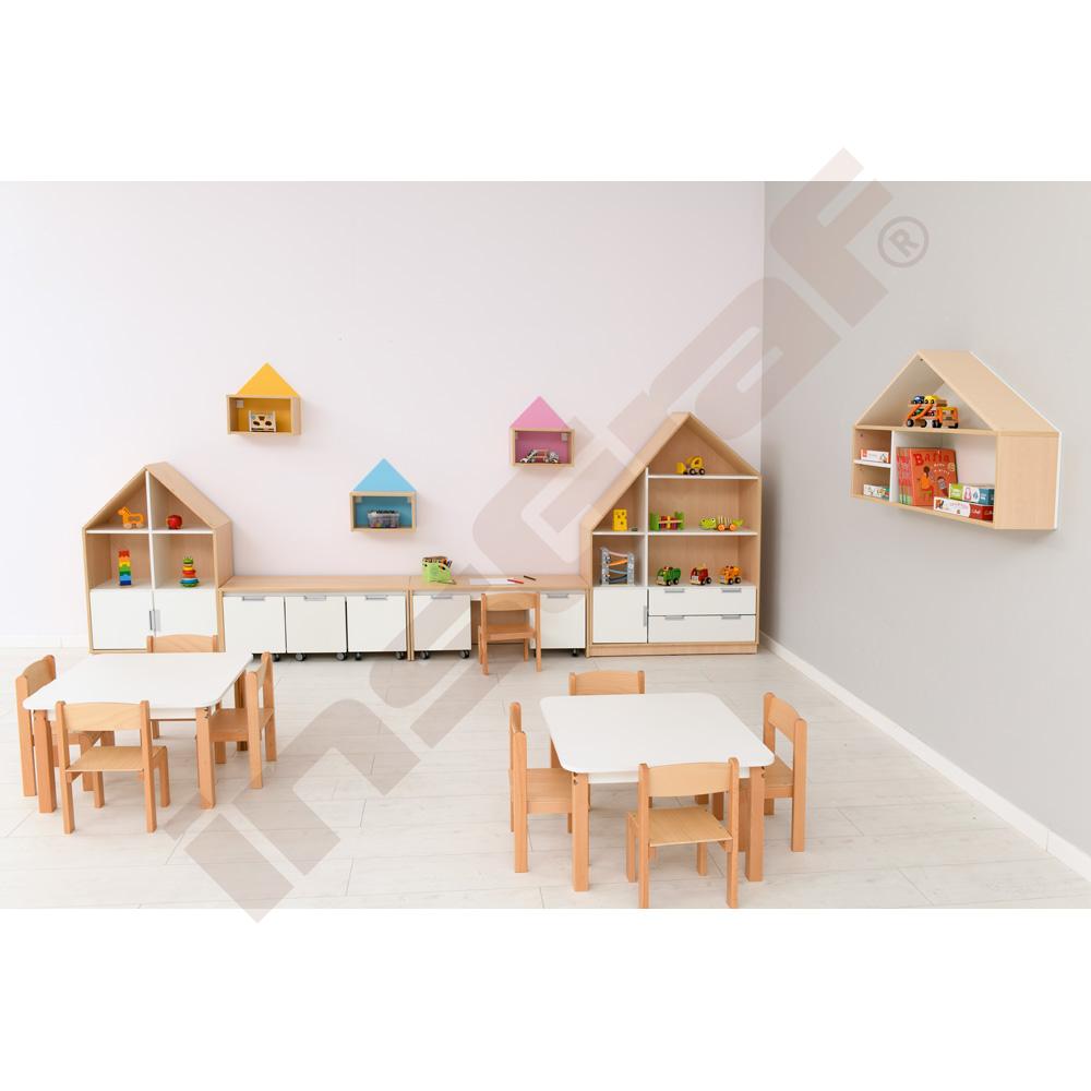Závěsná skříňka Rika - domeček Quadro blankytný, korpus javor