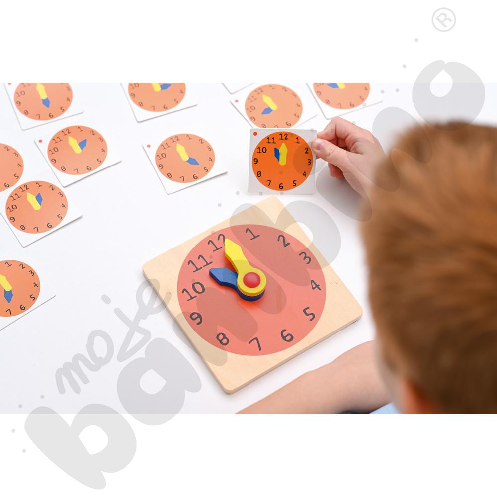 Zegar z kartami ćwiczeń