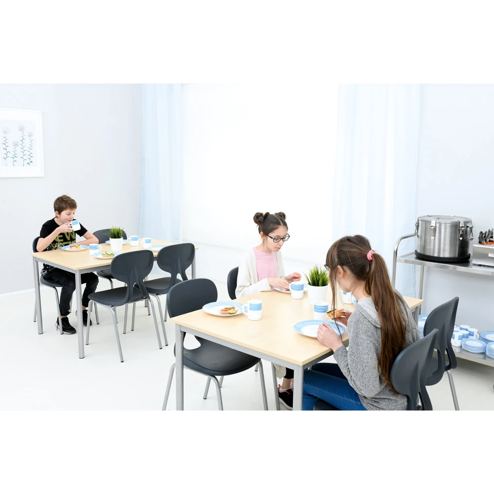 Stoły do stołówki szkolnej