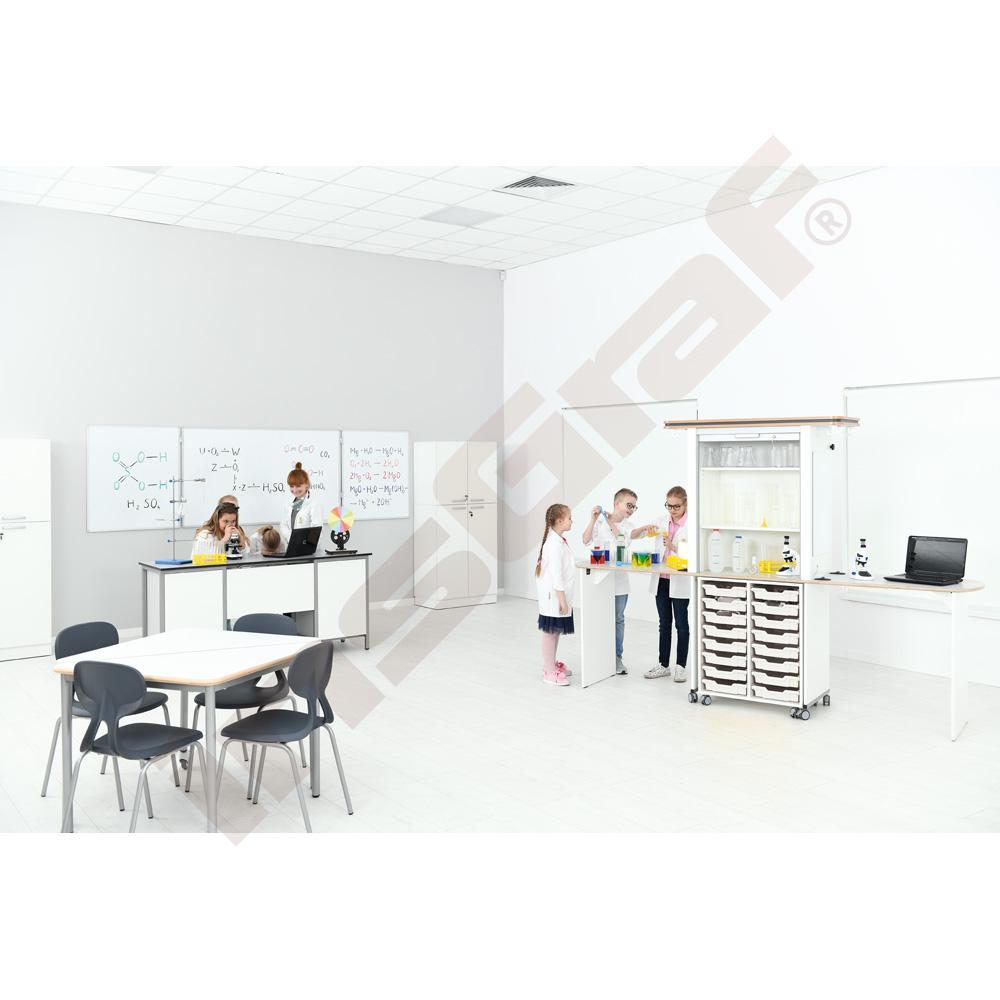 Laboratoř Grande XXL s bílými zásobníky