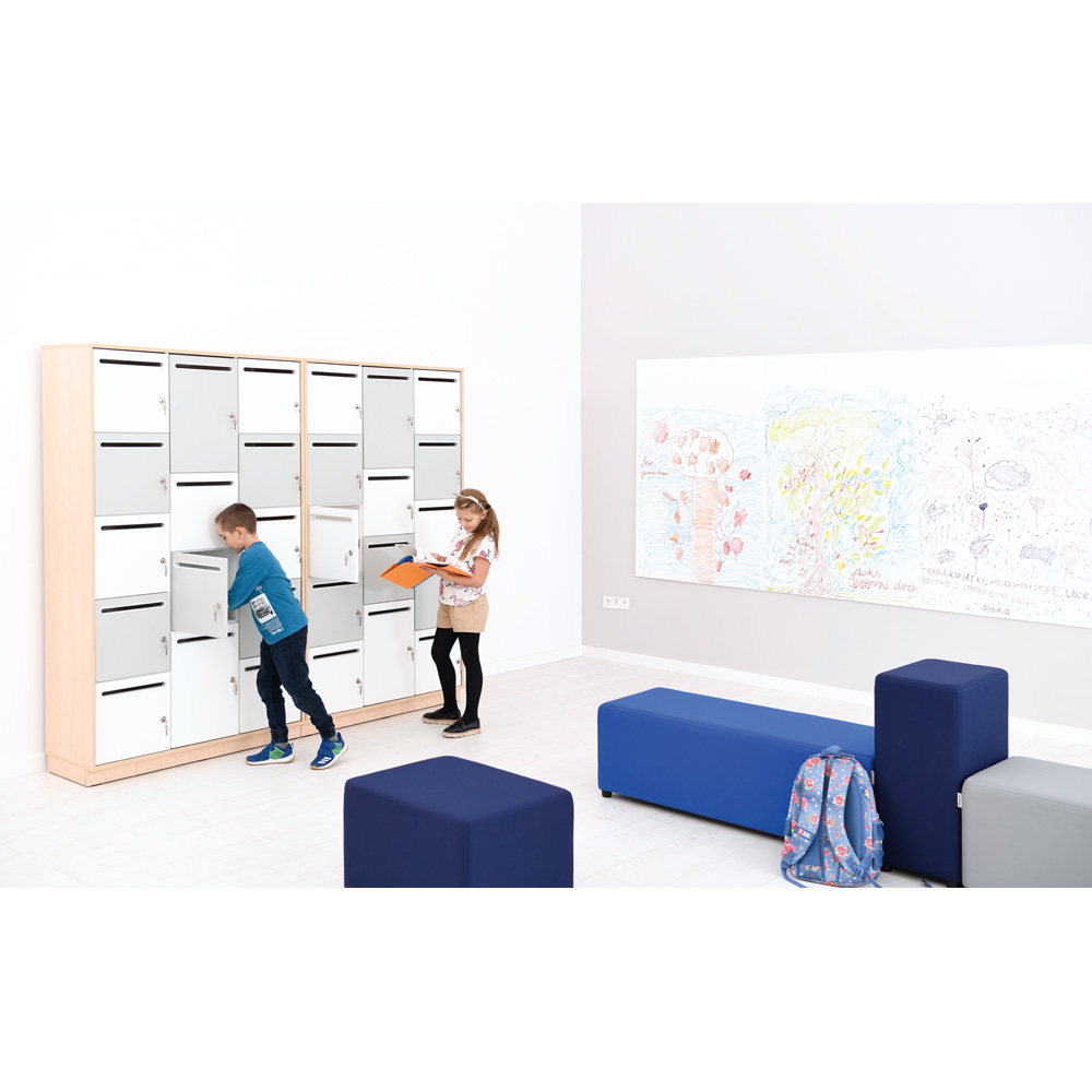 Quadro - skriňa so 14 modulmi - tiché zatváranie, javor