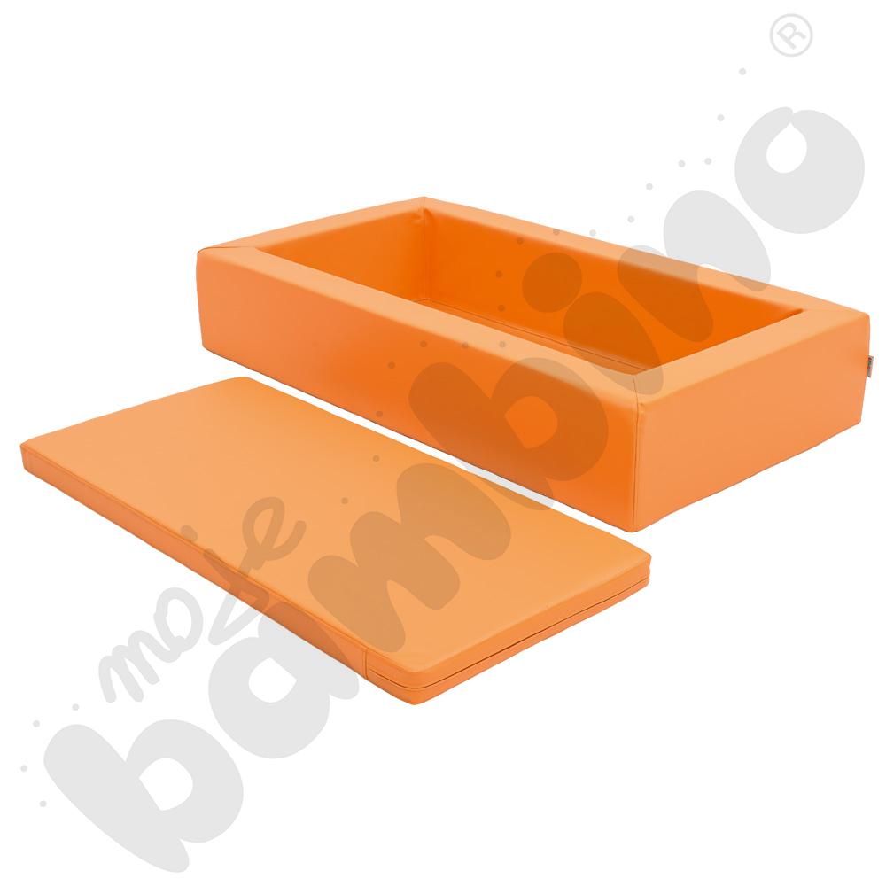 Pomarańczowe łóżeczko piankowe z materacem