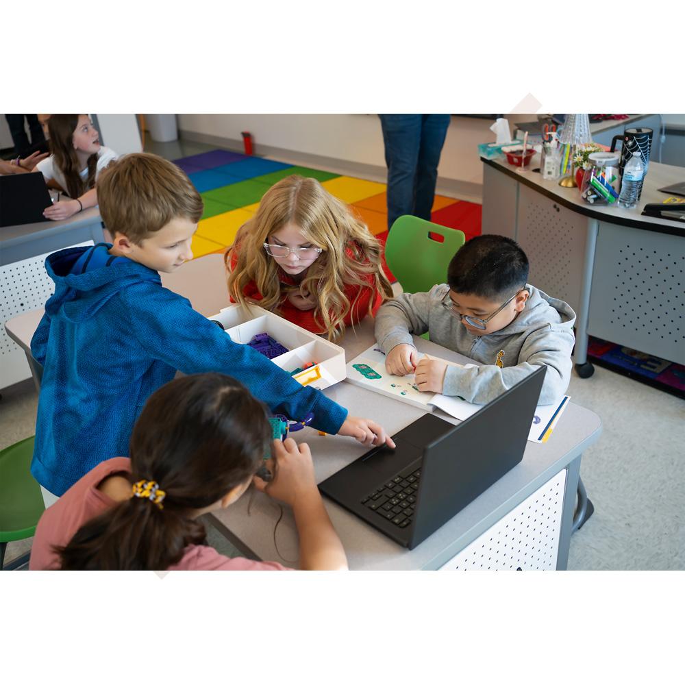 LEGO® Education Informatik- & KI-Set 8+