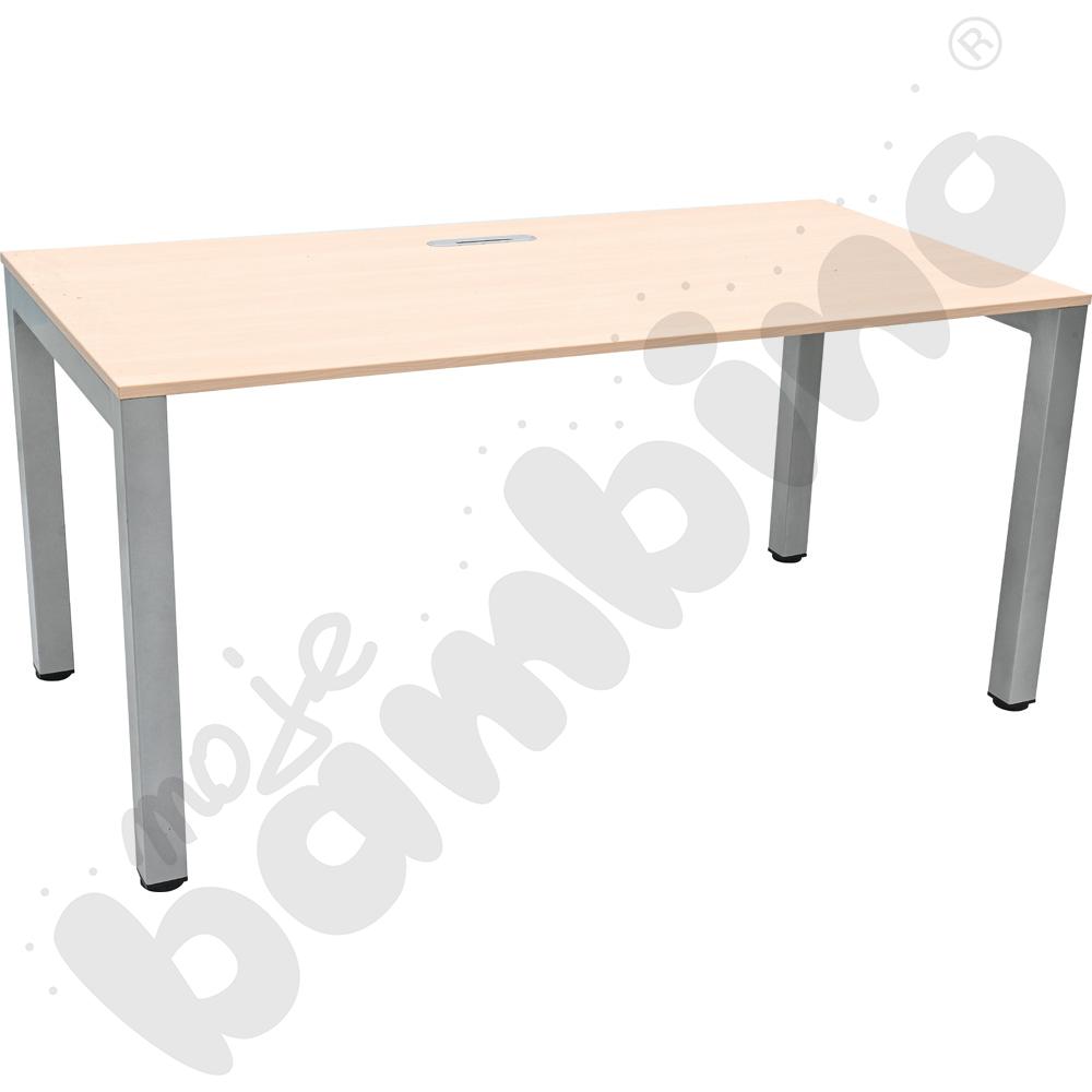 Biurko Grande z metalowymi nogami, klon jasny