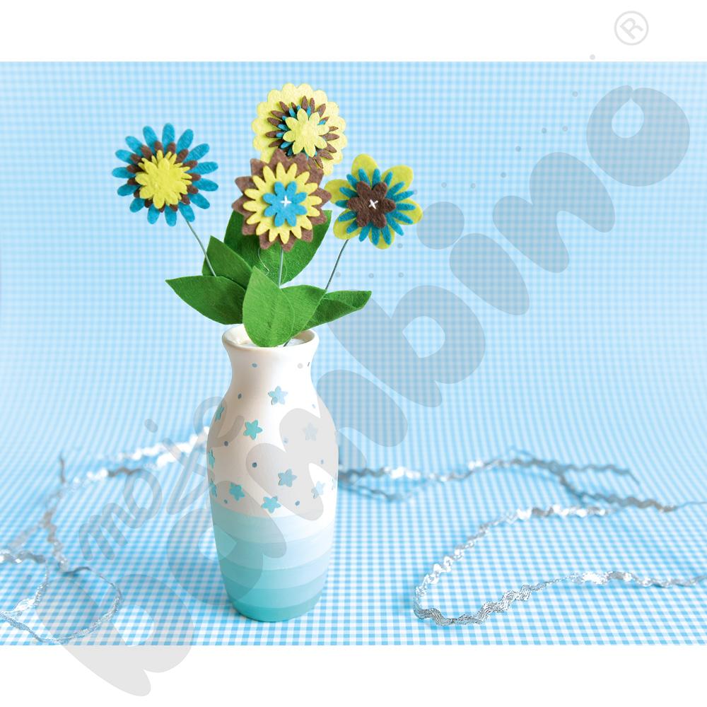 Małe wazony z ceramiki