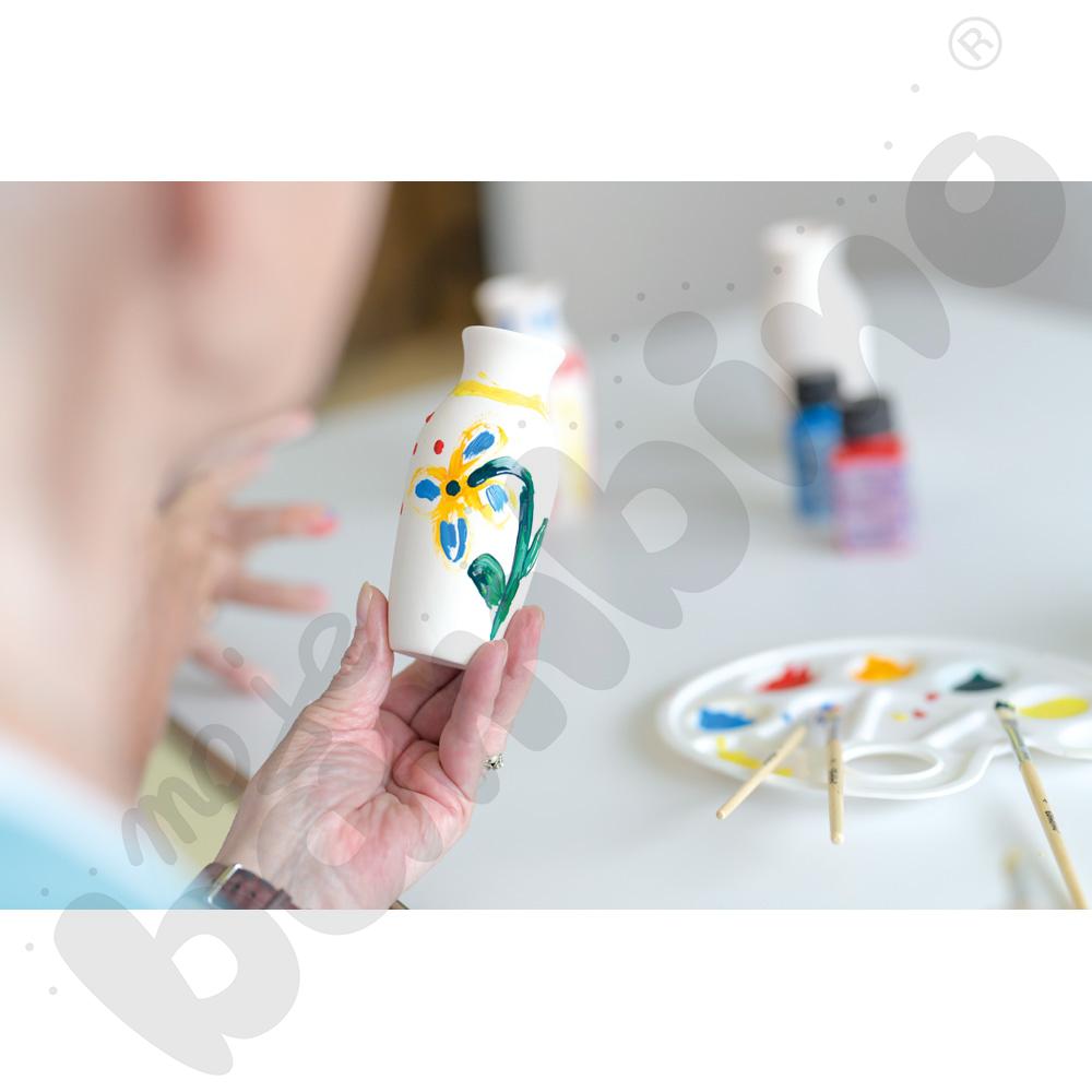 Małe wazony z ceramiki