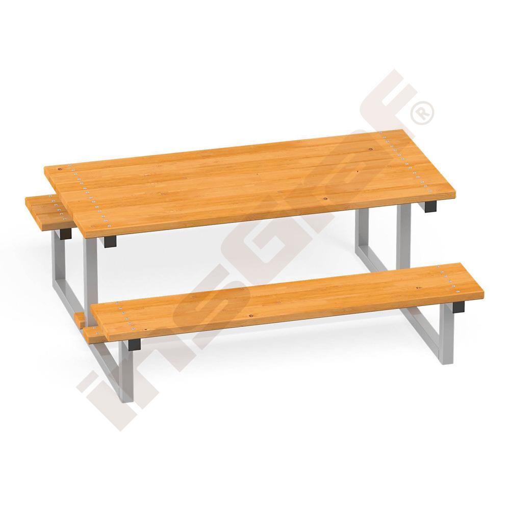 Stůl a 2 lavičky 