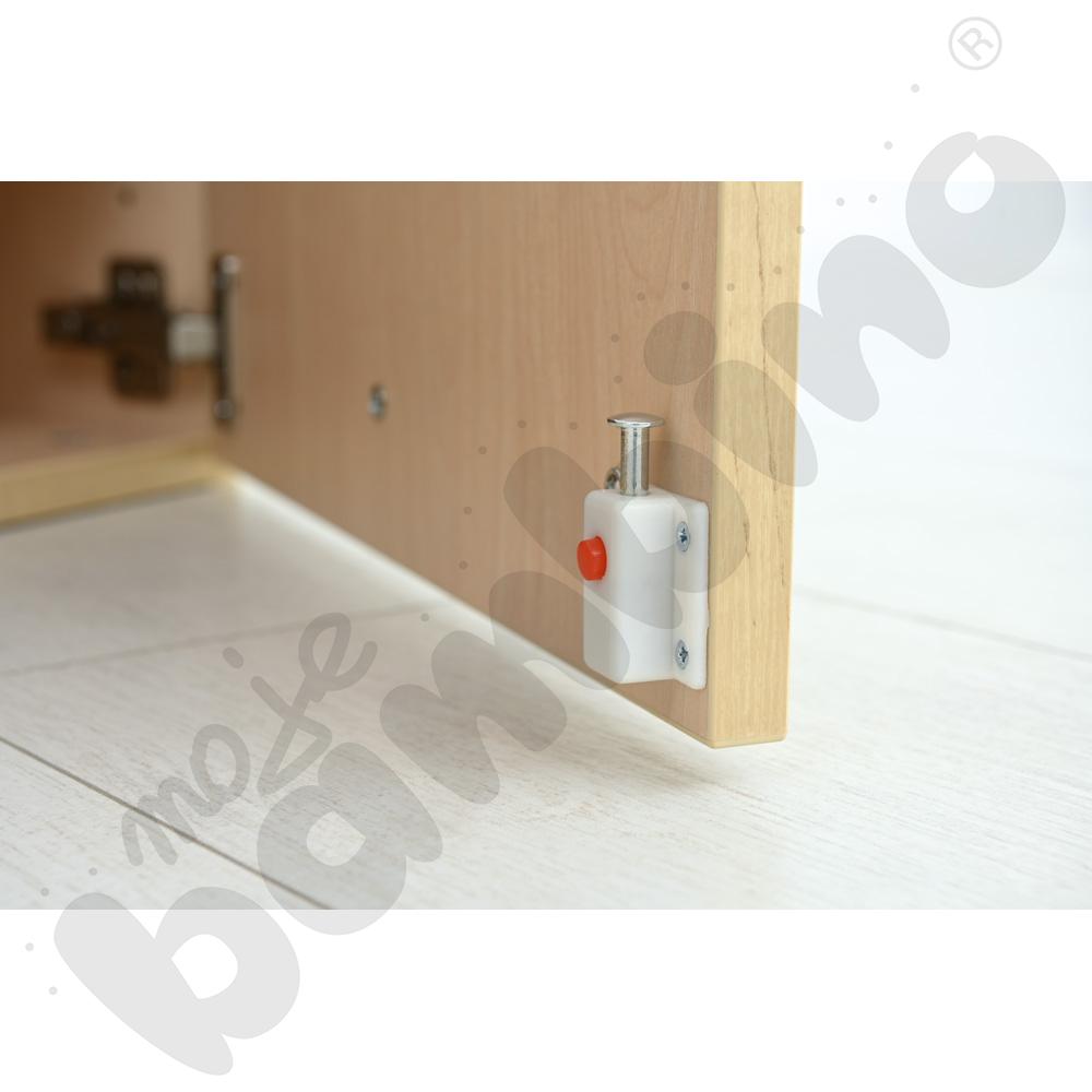 Szafka wisząca Grande S szeroka, drzwiczki z zamkiem – klon jasny