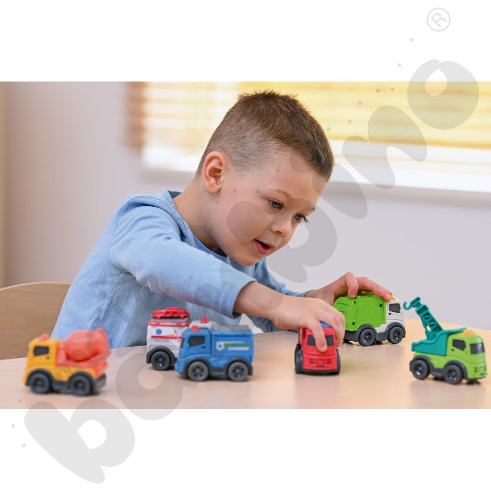 Pojazdy w akcji, mix 12 aut