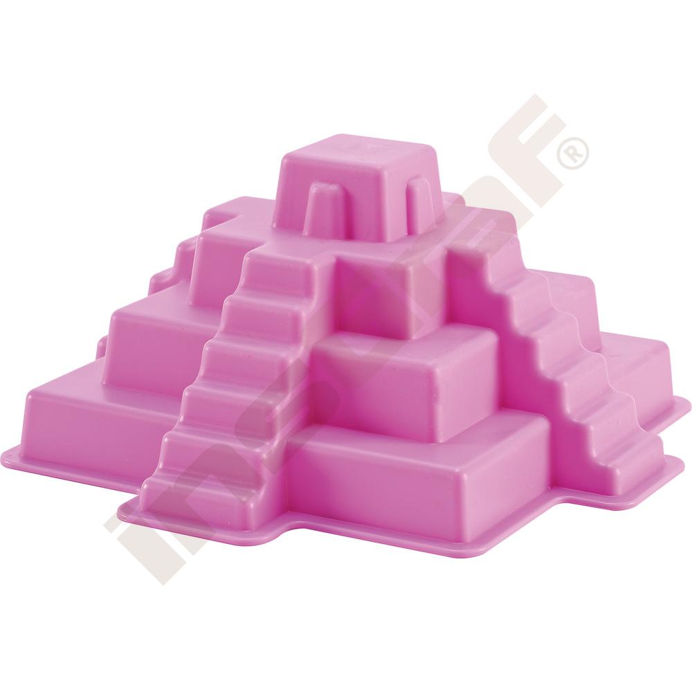 Formička - Pyramída Májov