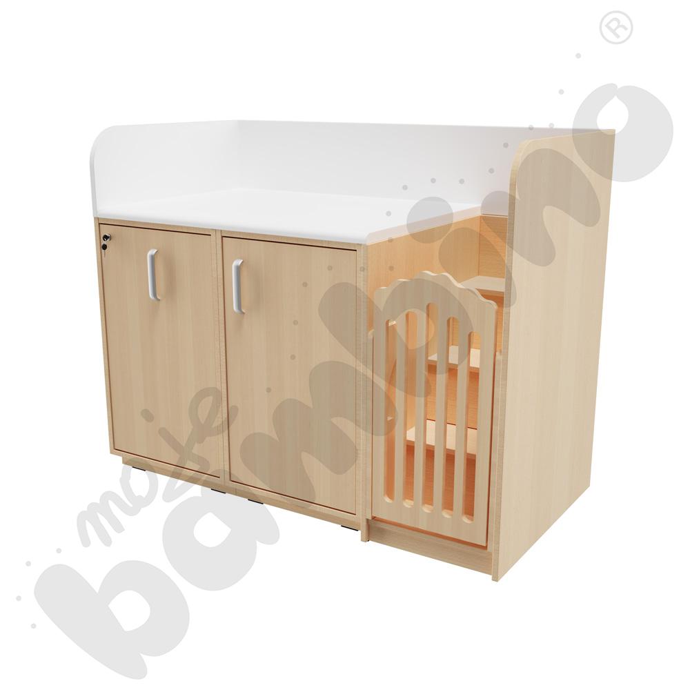 Przewijak ze schodami po prawej stronie