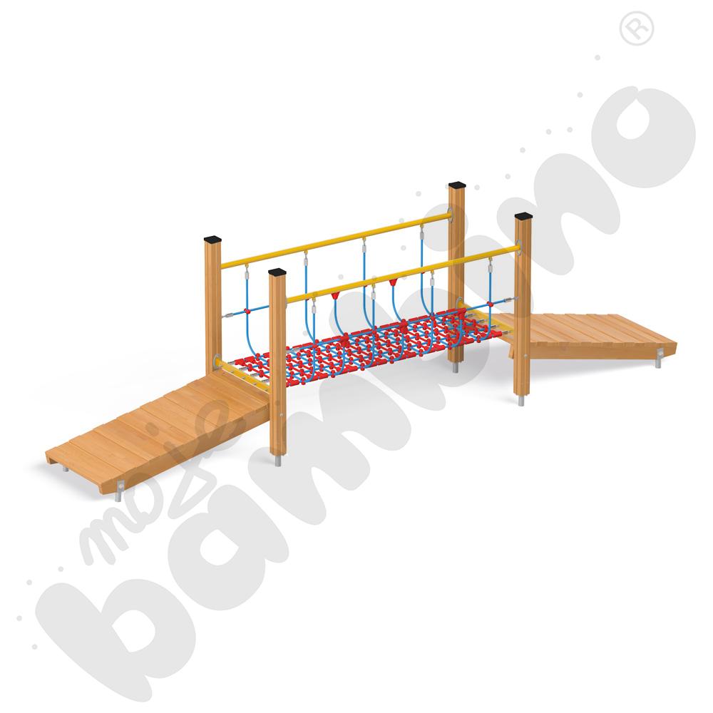 Pomost linowy z trapami