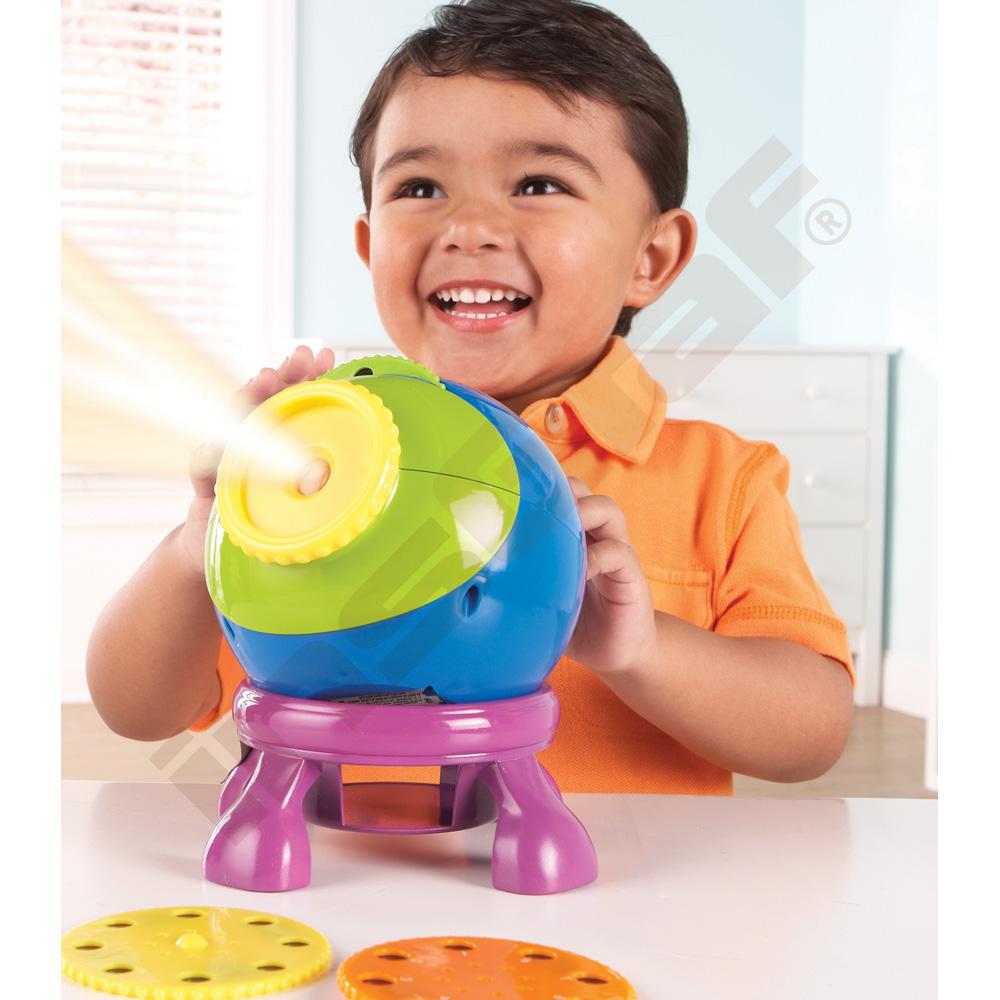 Projektor - poznáváme vesmír 