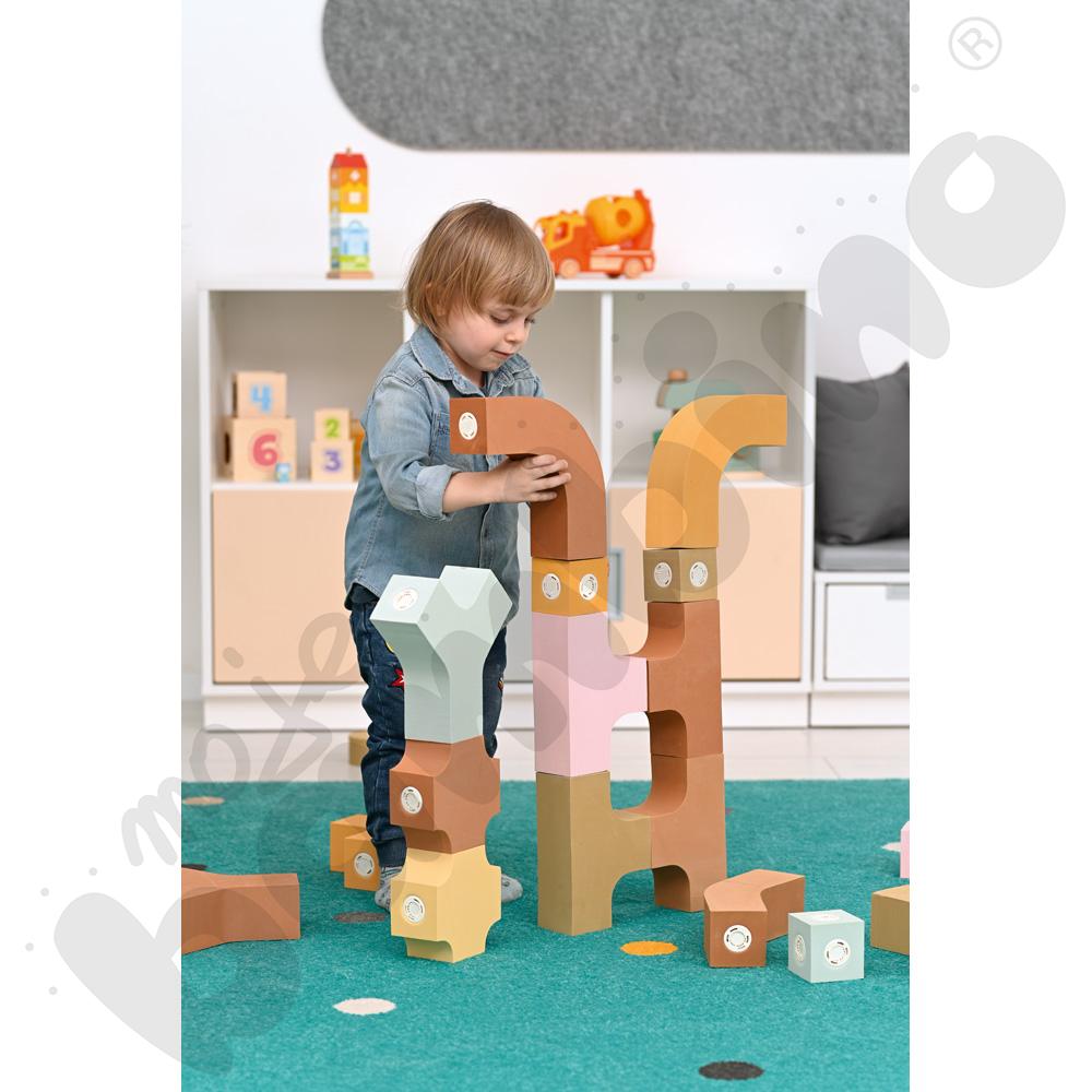 Piankowe klocki magnetyczne Ani, 44 elem.