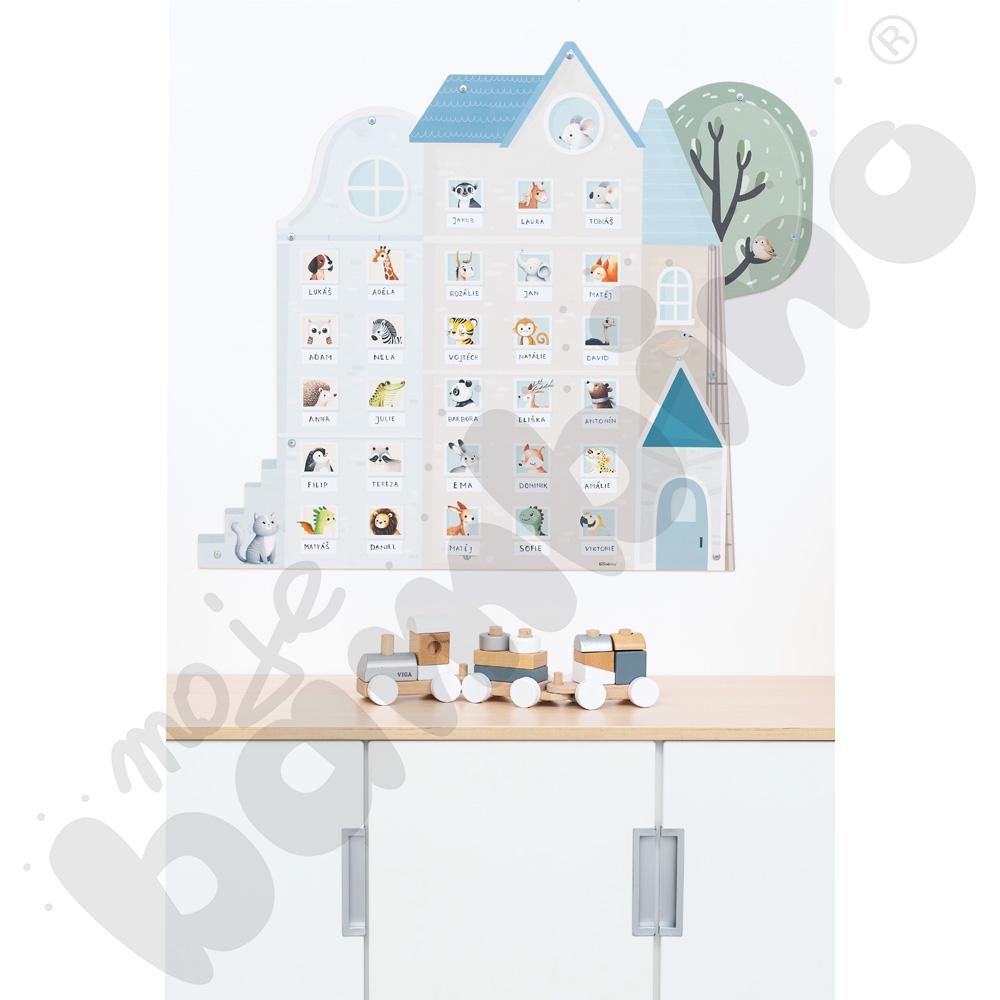 Domek Fauna z listą obecności i naklejkami