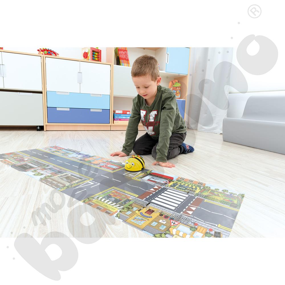 Mata do Bee-Bota i Blue-Bota - Ulica