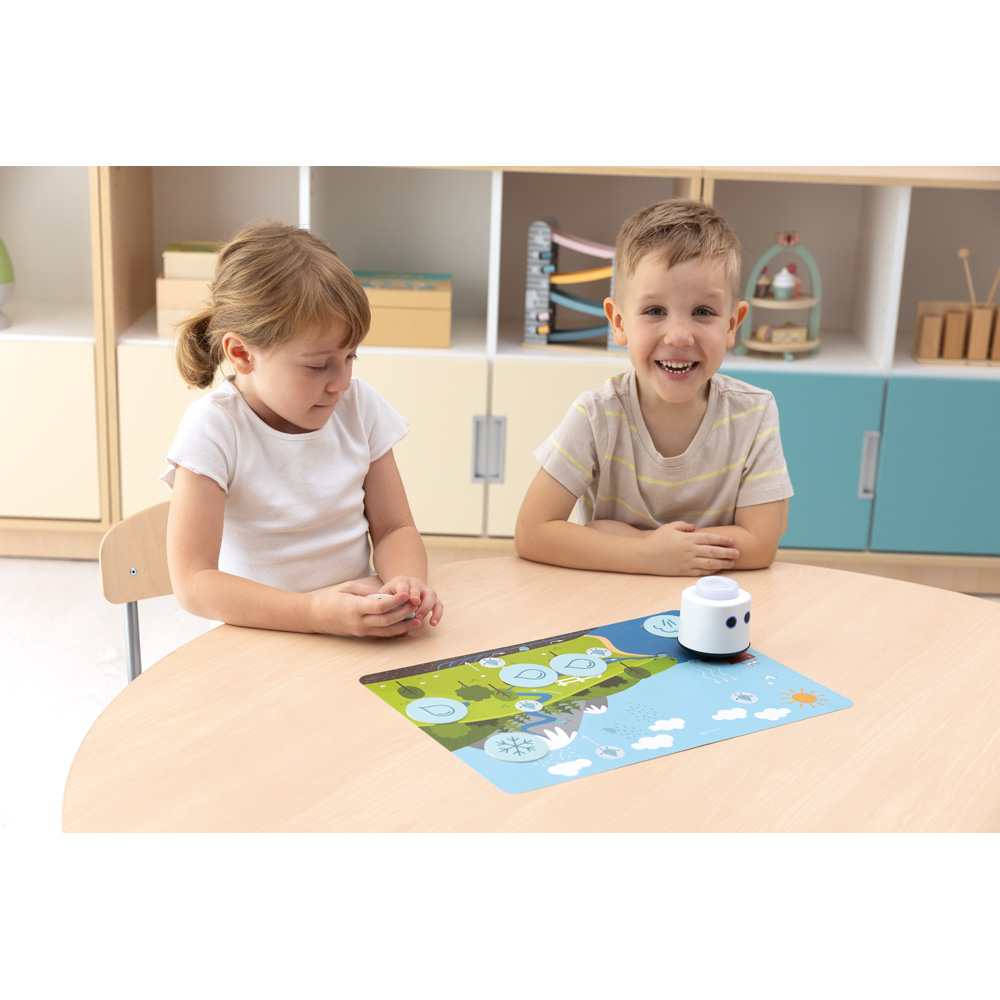 LOGI miniBot - kolobeh vody