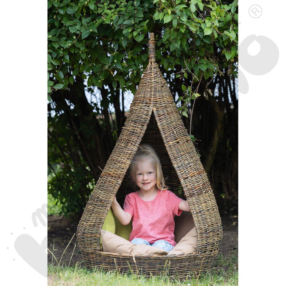 Domek wiklinowy mały