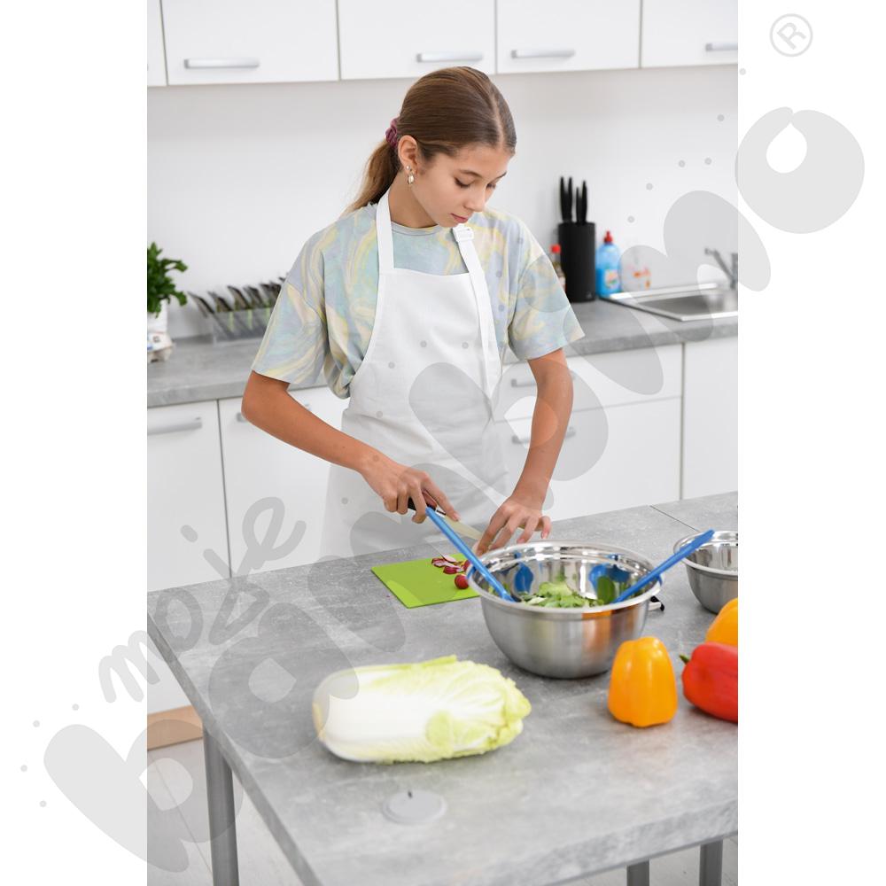 Stół roboczy kuchenny z gniazdem zasilającym