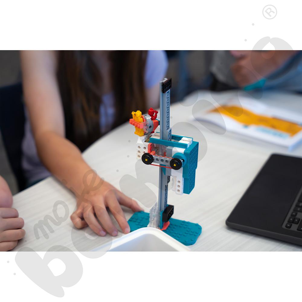 LEGO® Education Informatyka i AI 11+