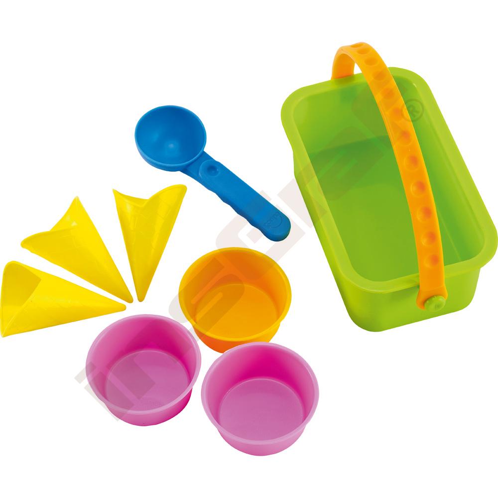 
Sandförmchen - Eisdiele
