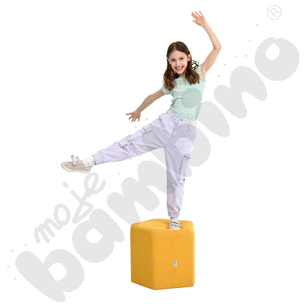 Pufa Inflamea 1 pięciokątna musztardowa