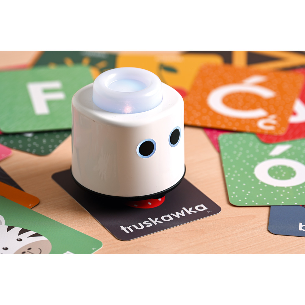 LOGI miniBot - hovoriaci robot, verzia 2