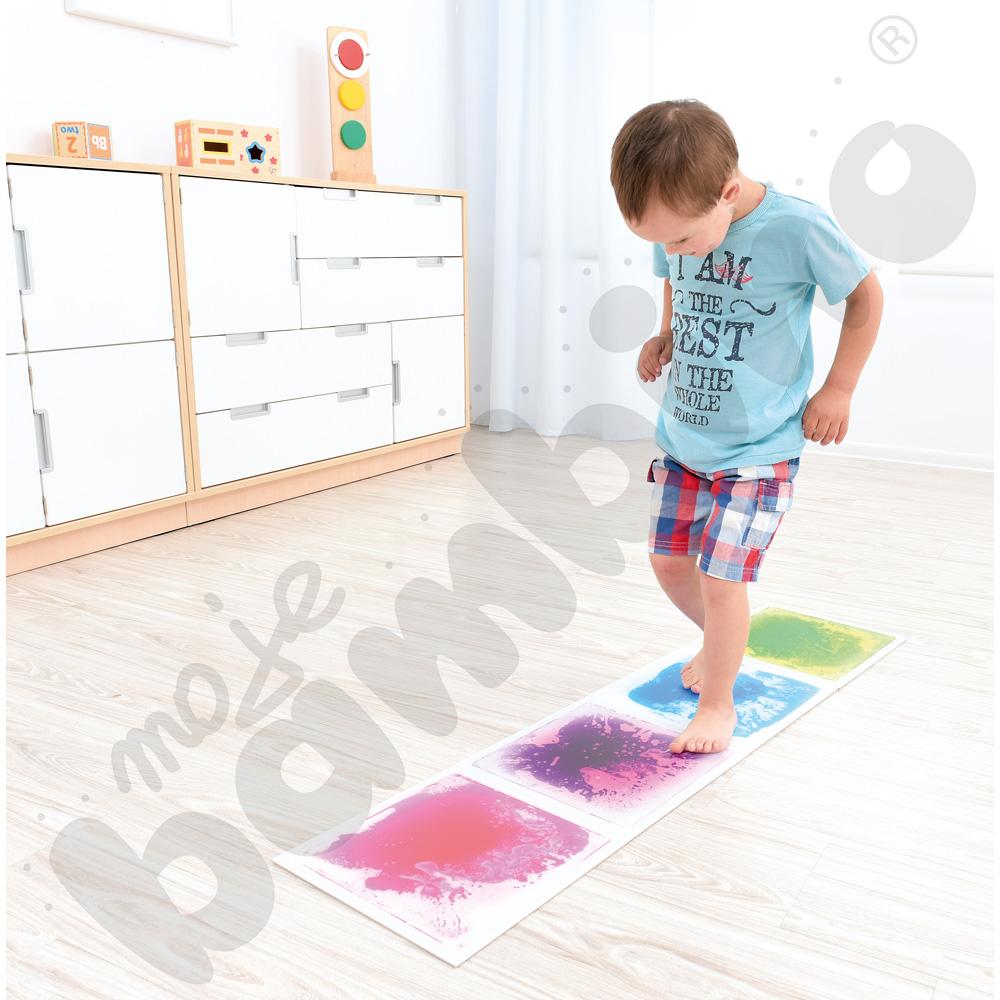 Sensoryczne płytki podłogowe