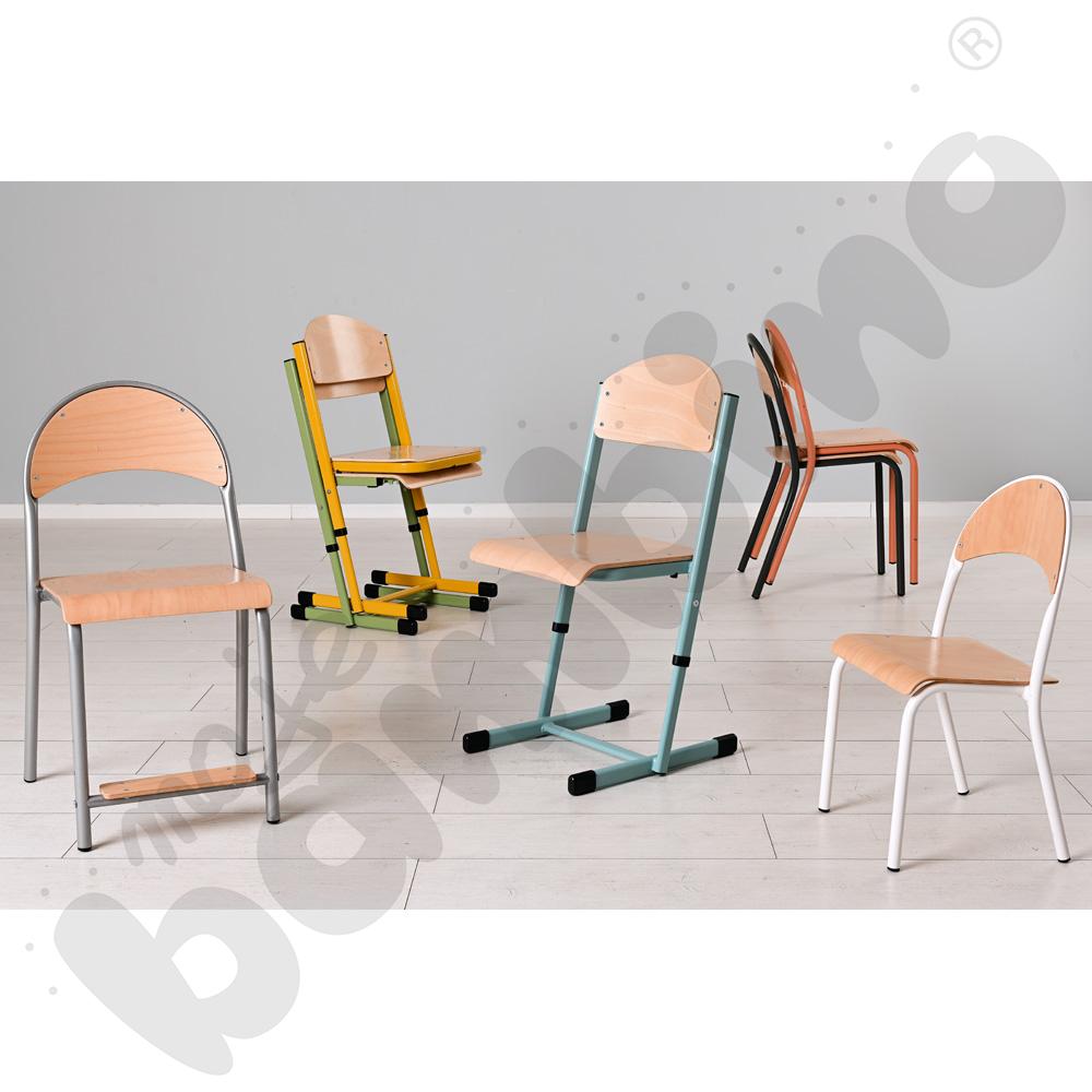 Krzesło P z podnóżkiem rozm. 6 - aluminiowe