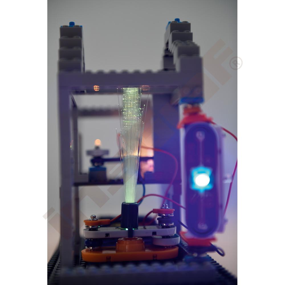 Elektronická stavebnice Boffin III kostičky