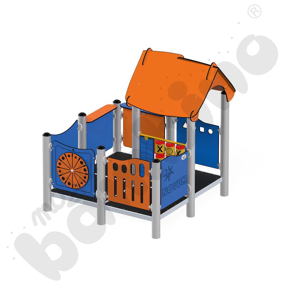 Orbis - chatka Jasia, metalowe słupy