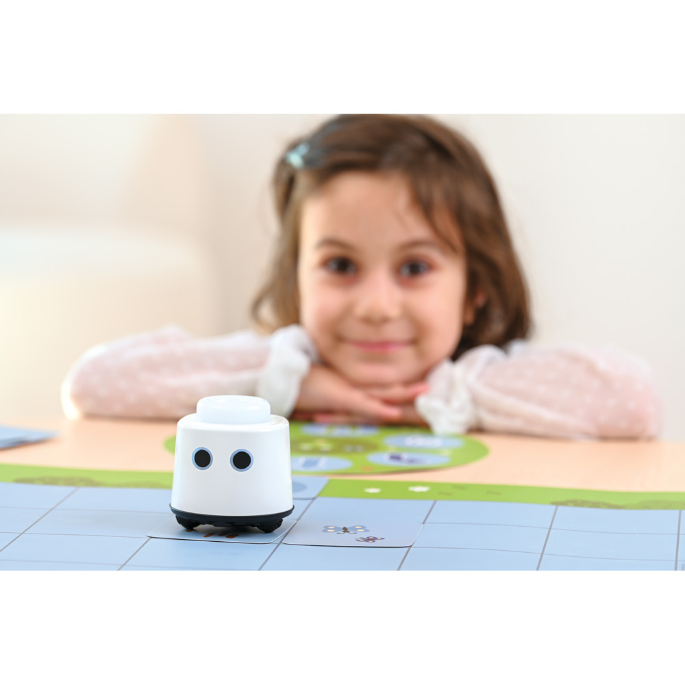 LOGI miniBot - kódovanie so žabkou C, verzia 2