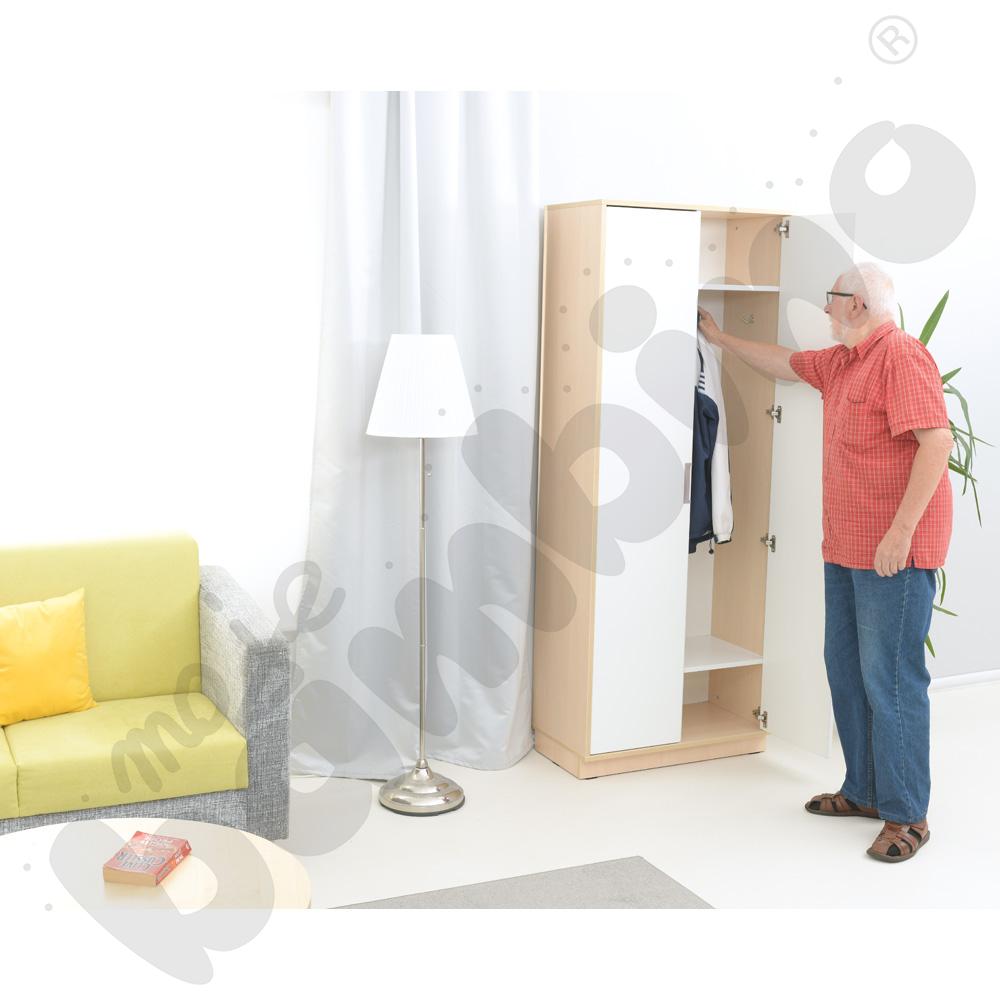 Quadro - szafa ubraniowa  - biała, w klonowej skrzyni