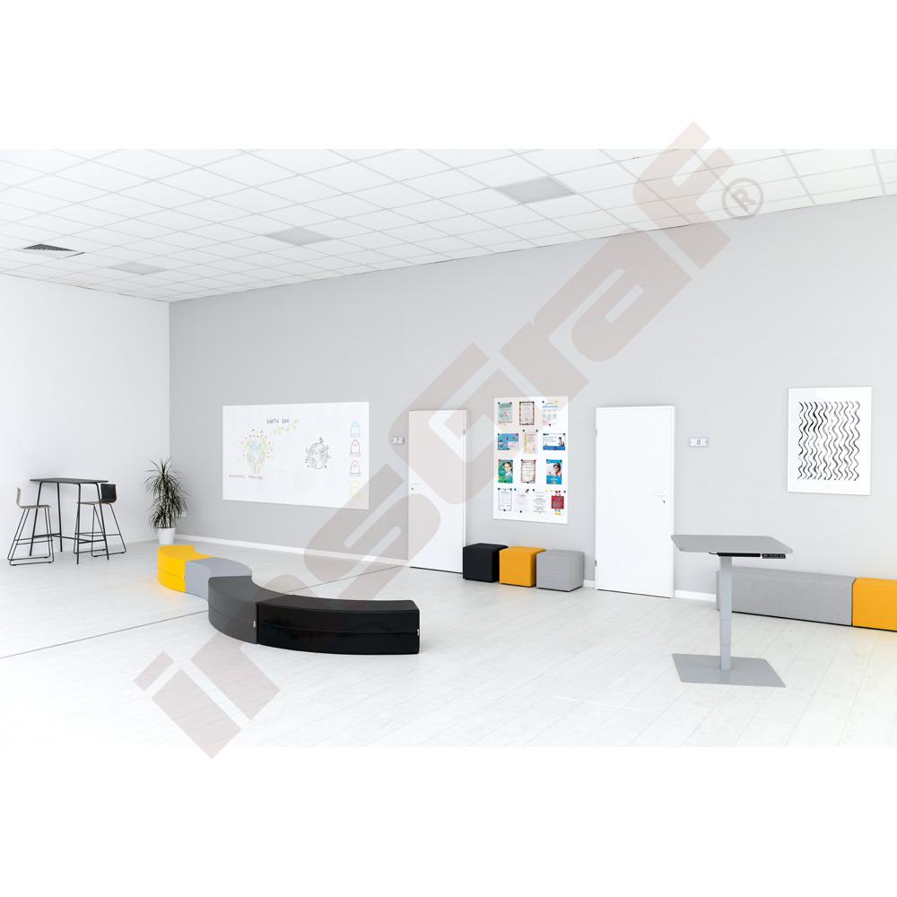 Čtvercový stolek 70 x 70 cm s elektrickou regulací výšky - šedý