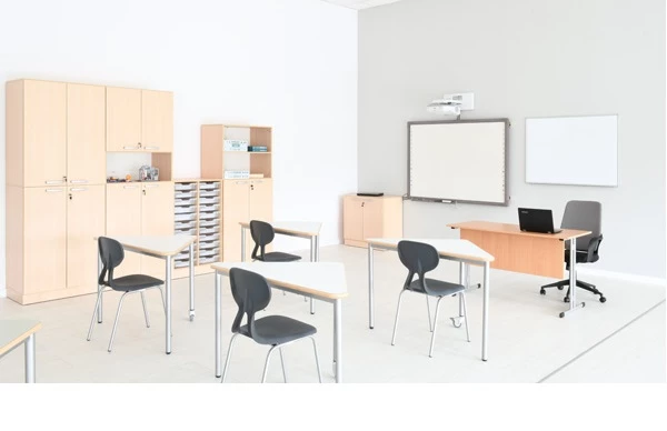 Wyposażenie meblowe dla szkół ponadpodstawowych