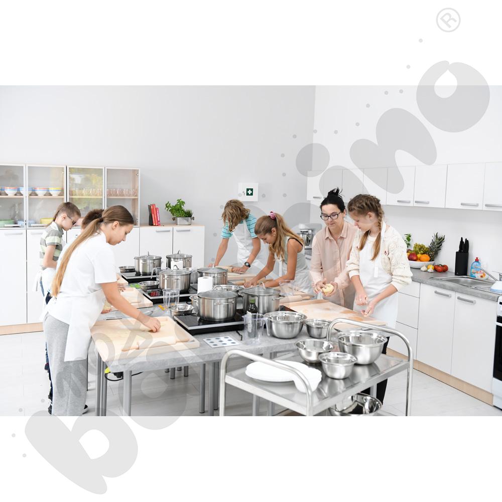 Stół roboczy kuchenny z gniazdem zasilającym