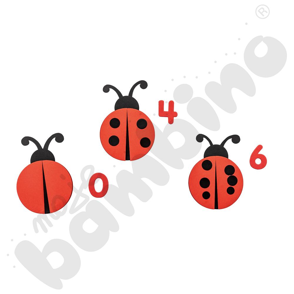 Karton gładki 10 arkuszy o wym. 50 x 70 cm czarny